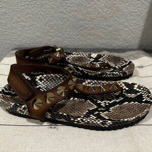 NIB Pedro Garcia Athena Studded Leather Sandal 36